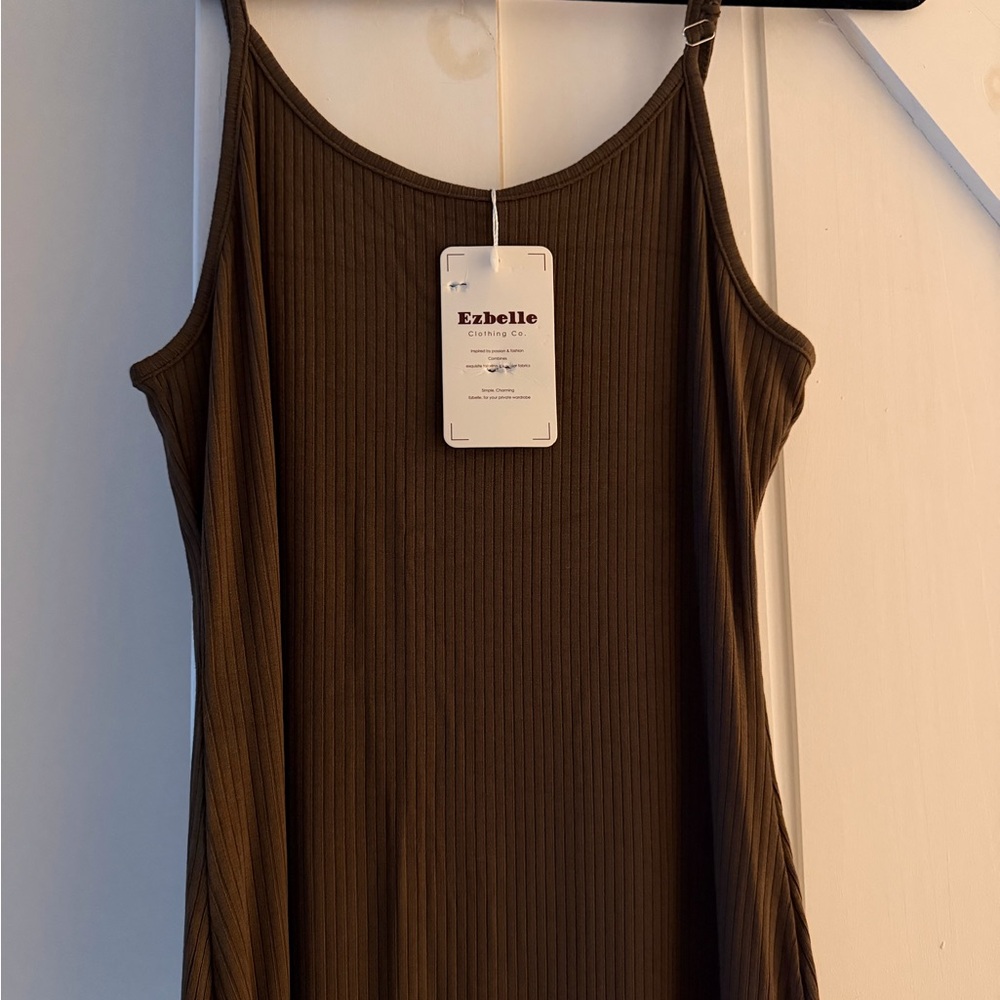 NWT Brown ribbed bodycon maxi dress